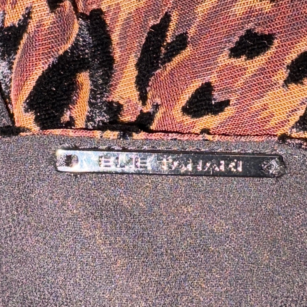 Elie Tahari Blouse Noelle Brown Leopard print Velvet puff Sleeves Size M - Picture 9 of 10